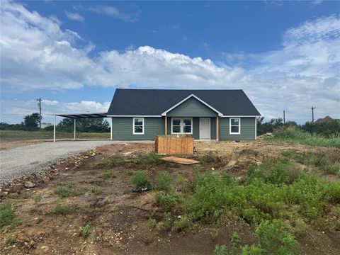 Single Family Residence in Azle TX 4029 Olivia Lucille Street.jpg