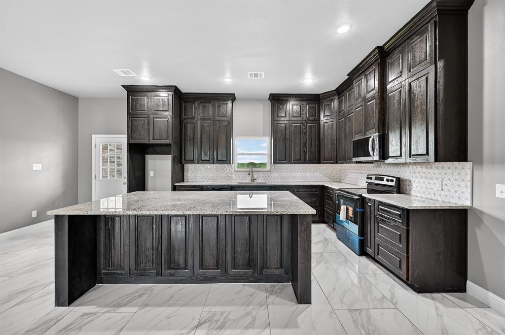 4510 County Road 307, Grandview, TX 76050 photo