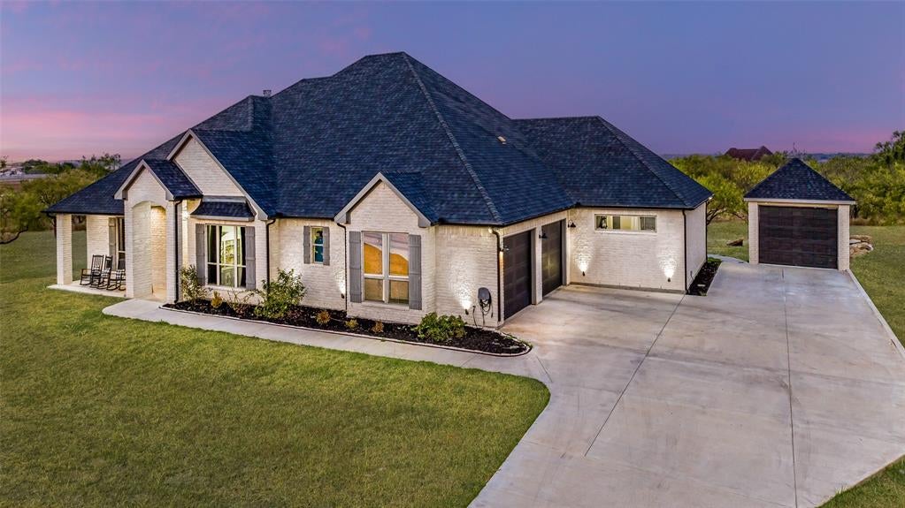 101 Trail Rdg, Weatherford, TX 76087