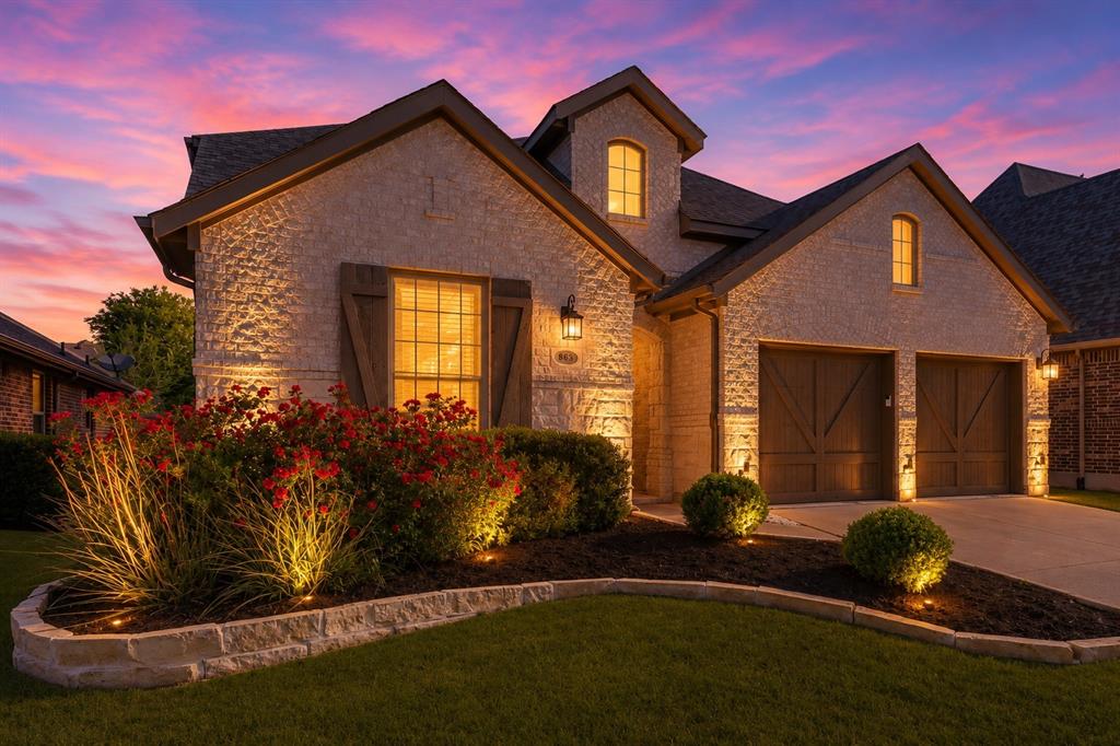 863 Forest St, Little Elm, TX 76227