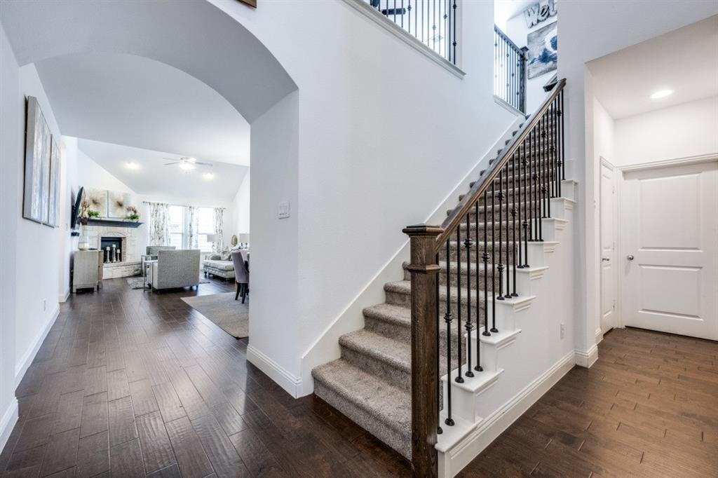 863 Forest, Little Elm, TX 76227 photo