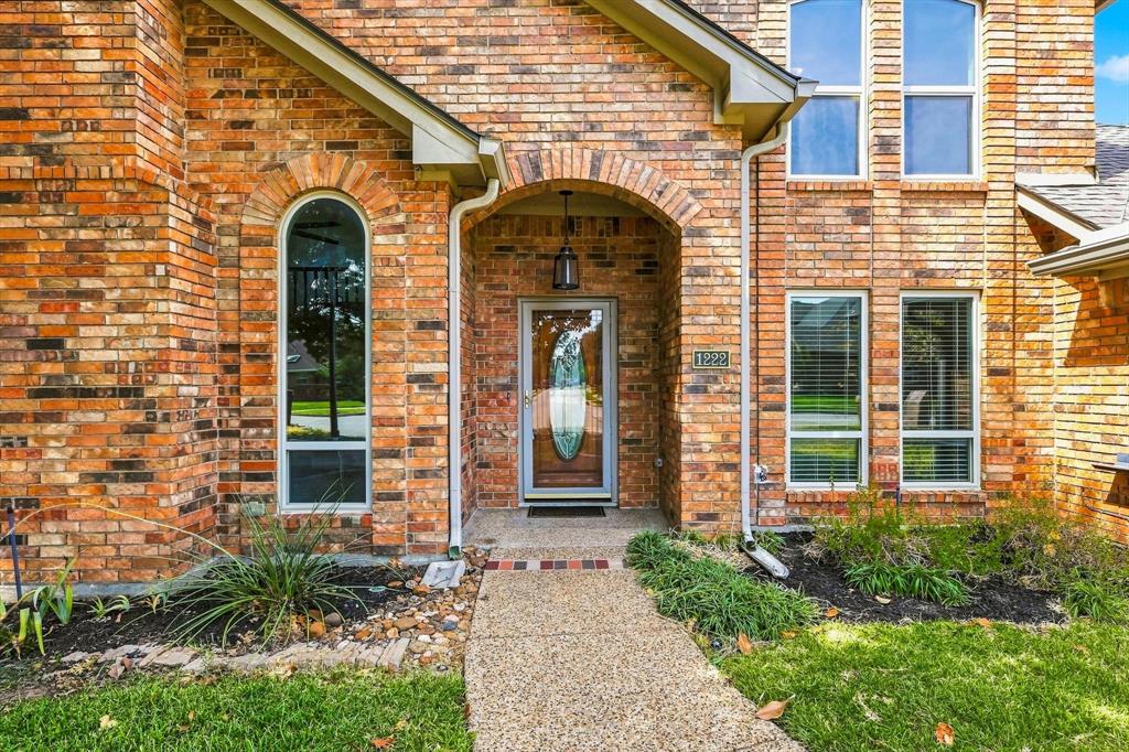 1222 Dentonshire Dr, Carrollton, TX 75007 photo