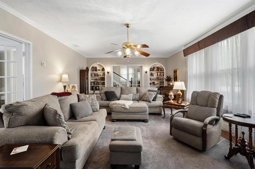 304 E 9 St, Bonham, TX 75418 photo