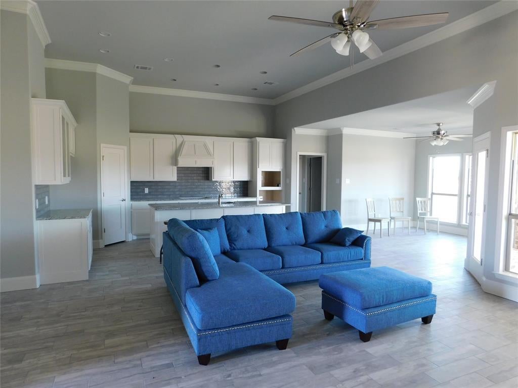 1166 Whirlaway, Terrell, TX 75160 photo