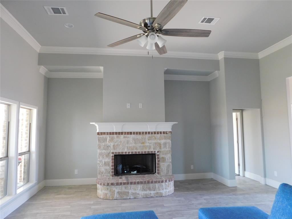 1166 Whirlaway, Terrell, TX 75160 photo