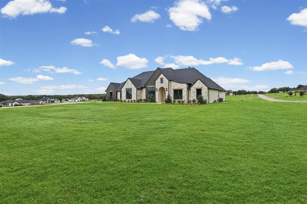 4000 Estancia Ct, Weatherford, TX 76088 photo