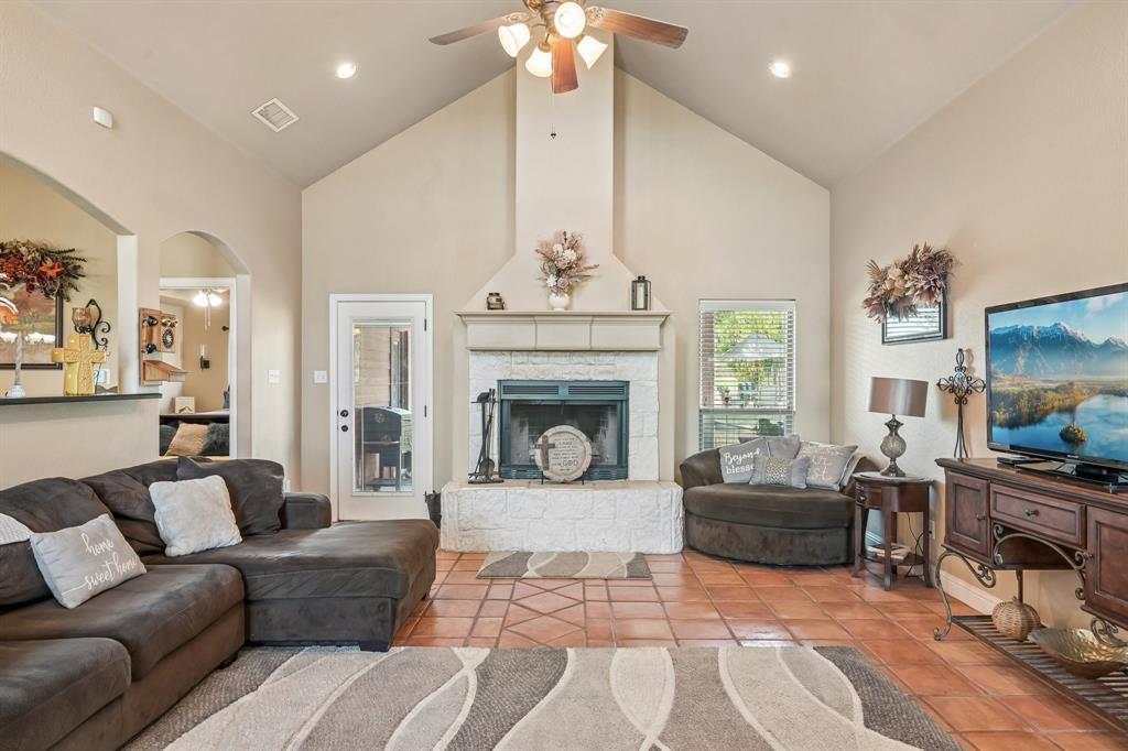 145 Mc Kay Ln, Weatherford, TX 76088 photo