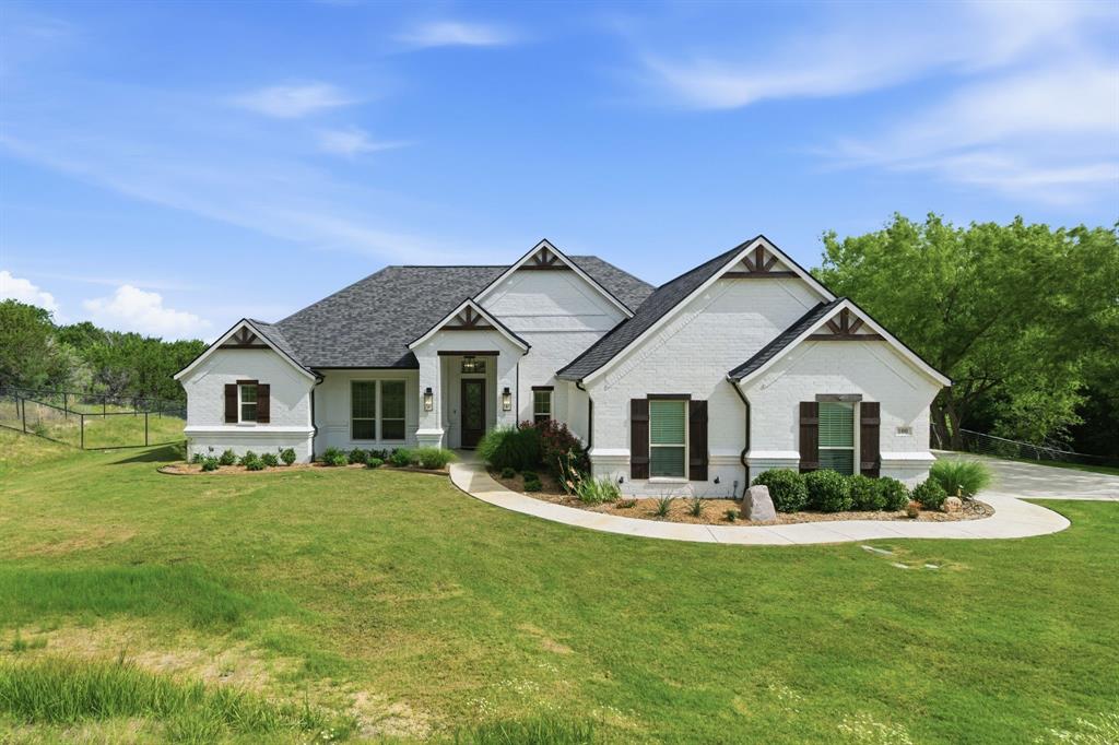 100 Cedar Mountain Dr, Weatherford, TX 76085