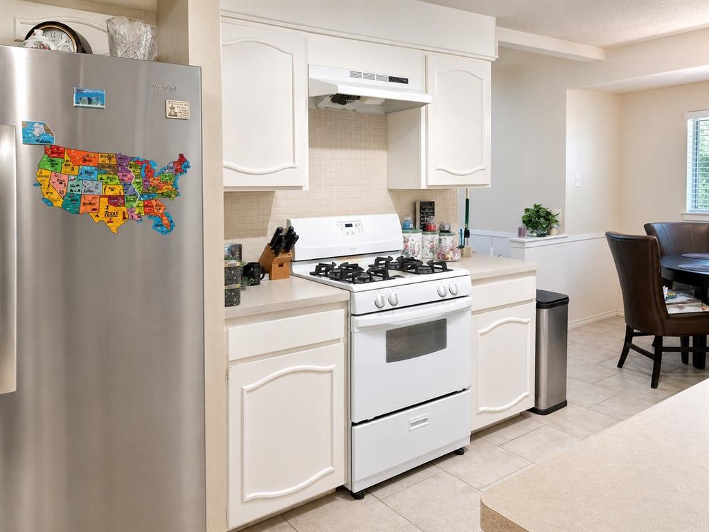 3122 Lark Ln, Irving, TX 75062 photo
