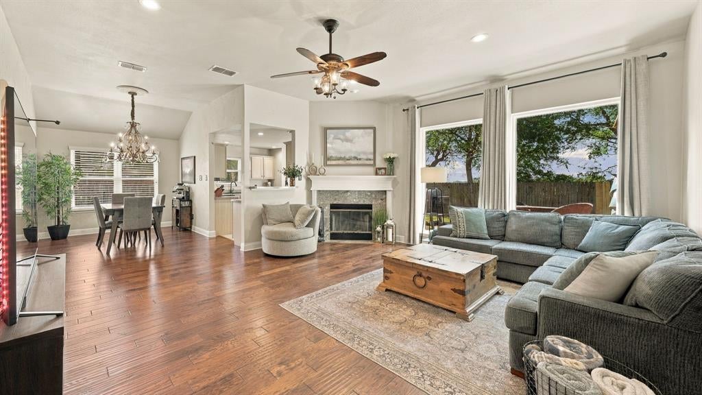 508 E Oak St, Aledo, TX 76008 photo