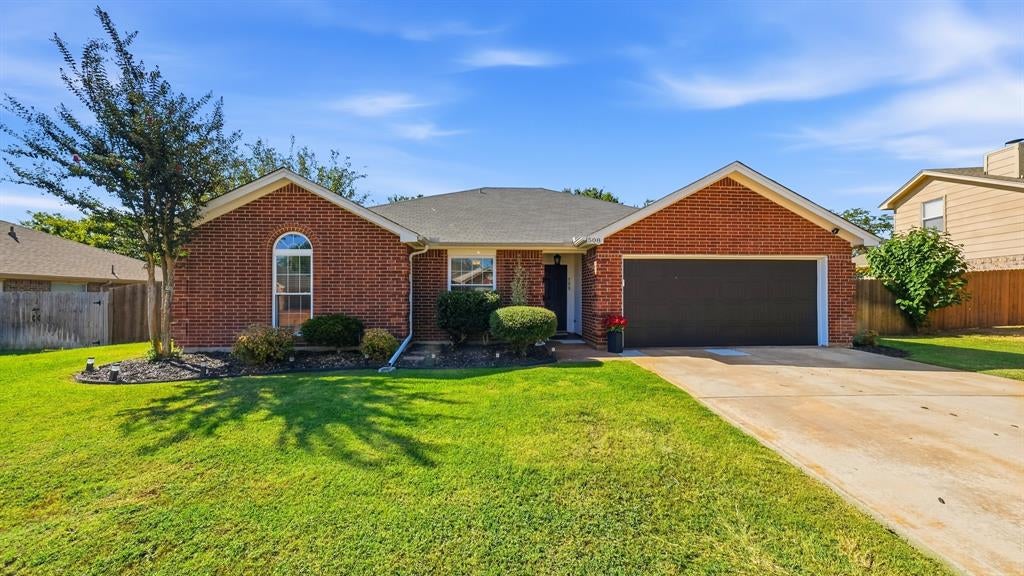 508 Oak St, Aledo, TX 76008
