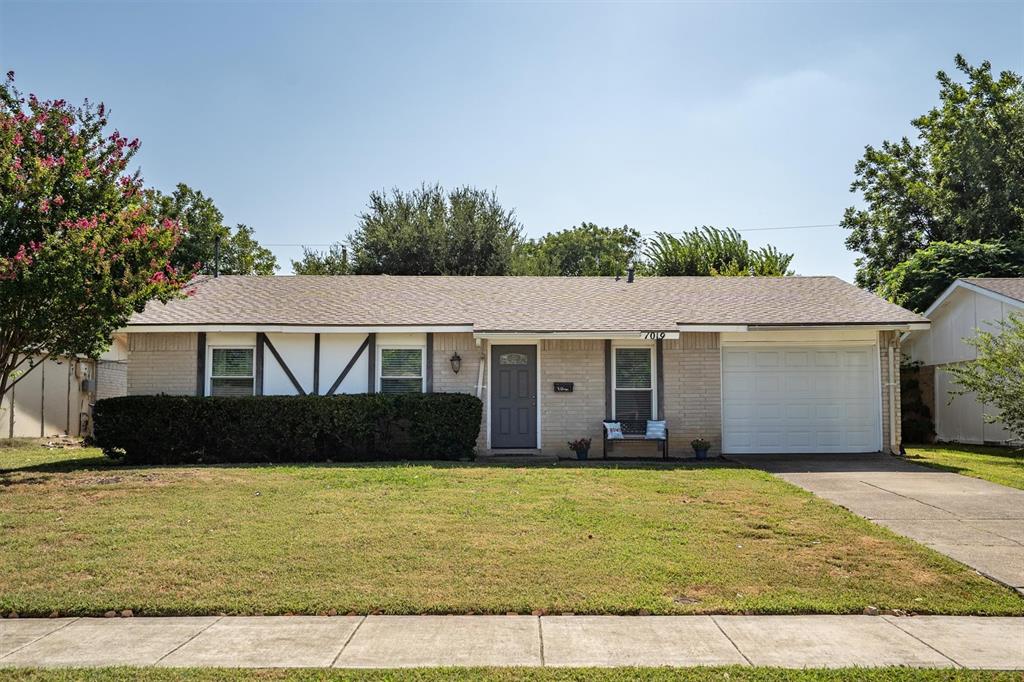 1019 Woodmere Dr, Lewisville, TX 75067