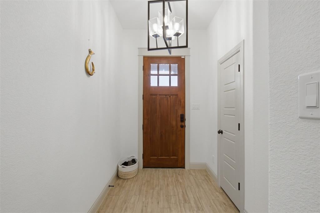 924 Rodgers Ave, Godley, TX 76044 photo