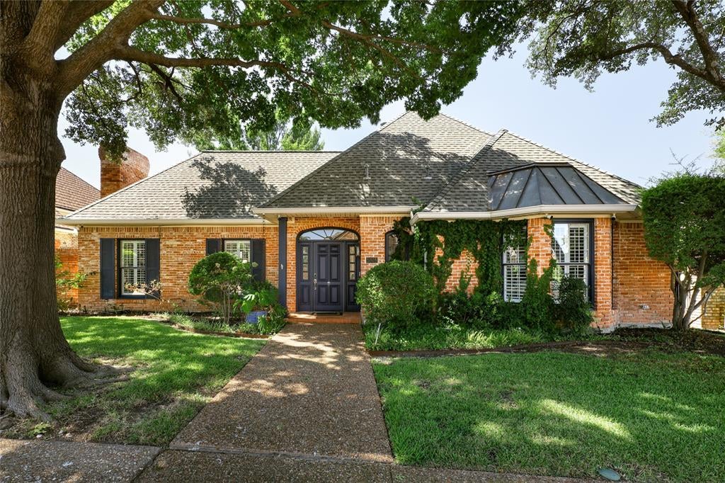 5908 Fallsview Ln, Dallas, TX 75252