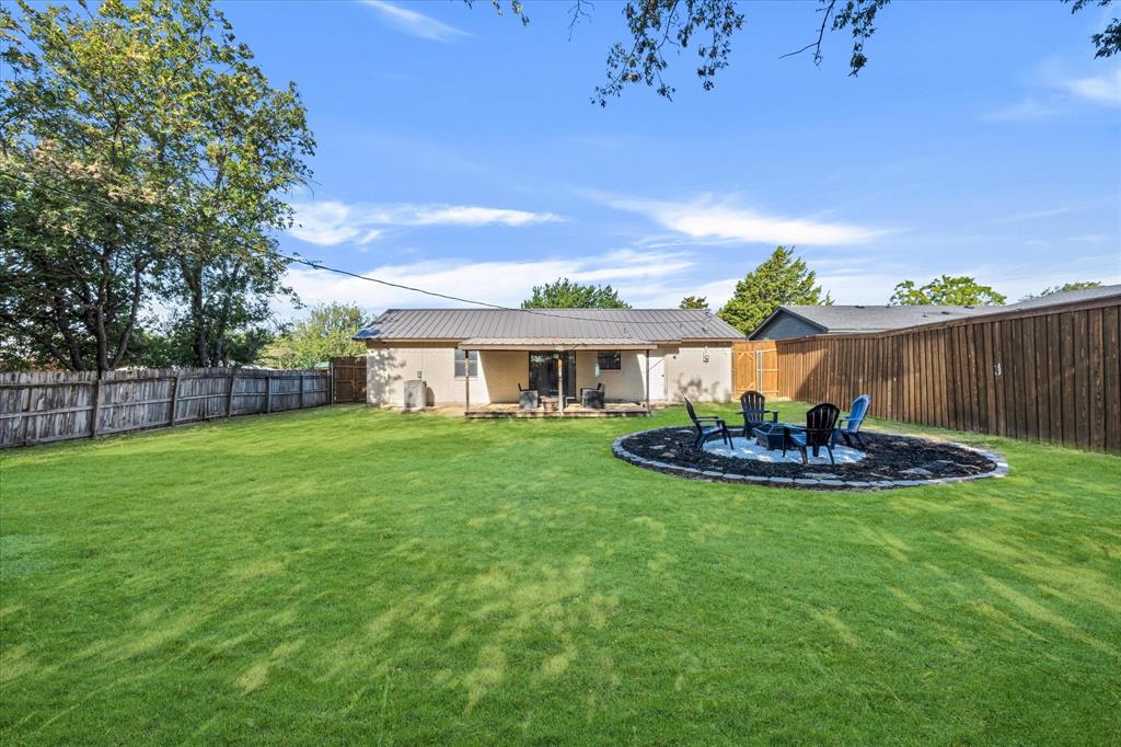 140 Redbud St, Rhome, TX 76078 photo