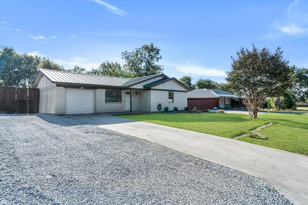 140 Redbud St, Rhome, TX 76078 photo