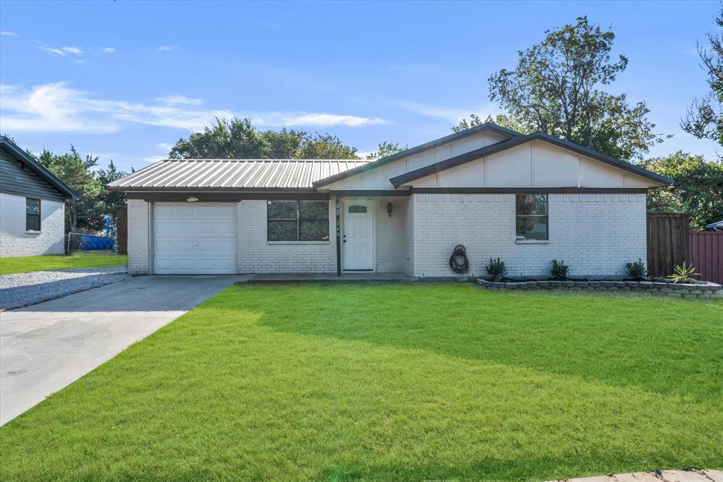 140 Redbud St, Rhome, TX 76078