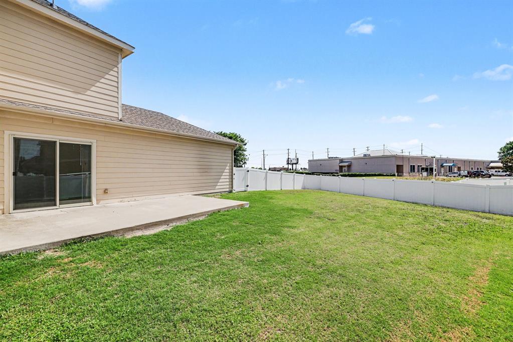 701 Whitemarsh Dr, Aubrey, TX 76227 photo