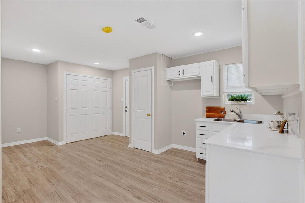 3047 Marjorie Ave, Dallas, TX 75216 photo