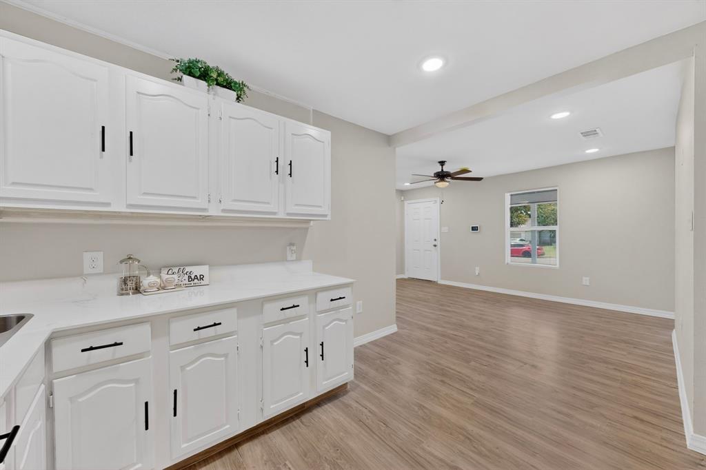 3047 Marjorie Ave, Dallas, TX 75216 photo