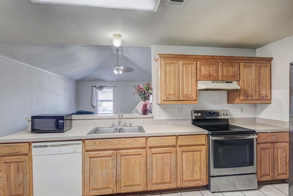 5118 Wesley Chapel Ln, Dallas, TX 75236 photo