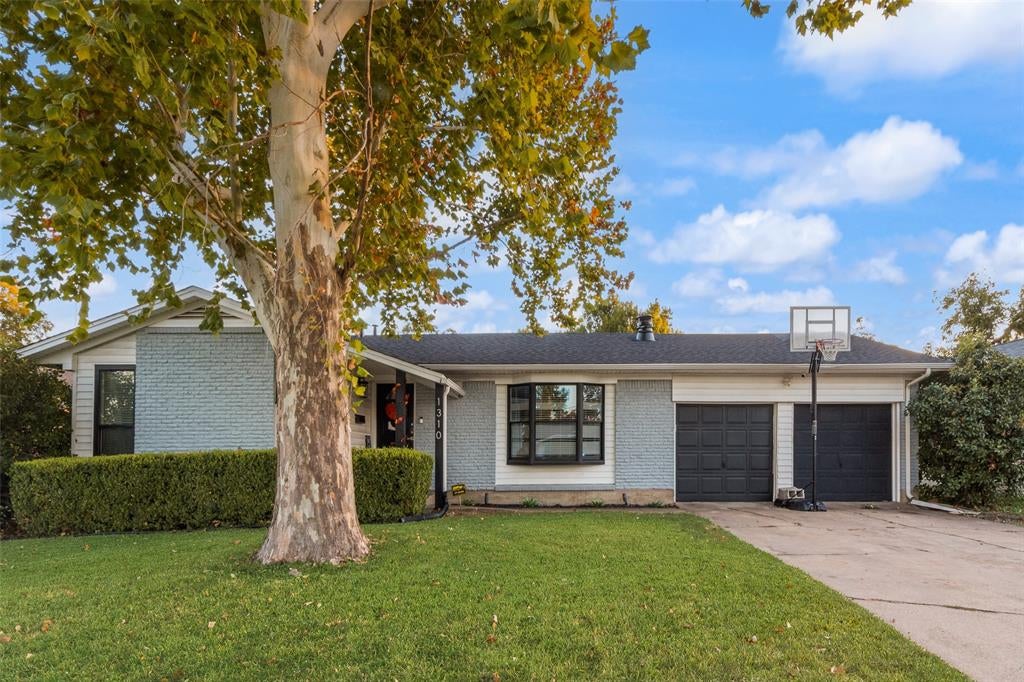 1310 Bardfield Ave, Garland, TX 75041 photo