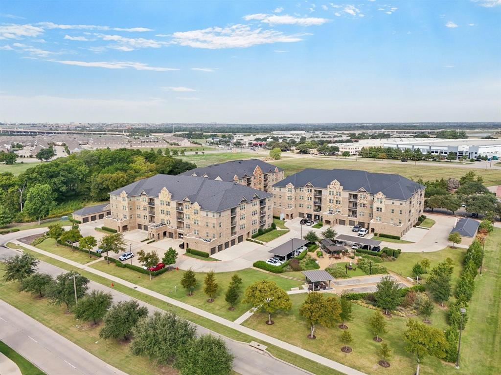 1735 Wittington Pl, Farmers Branch, TX 75234