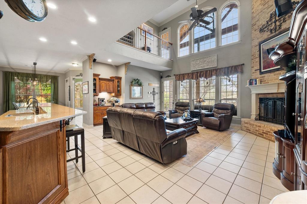 2703 Katherine Ct, Dalworthington Gardens, TX 76016 photo