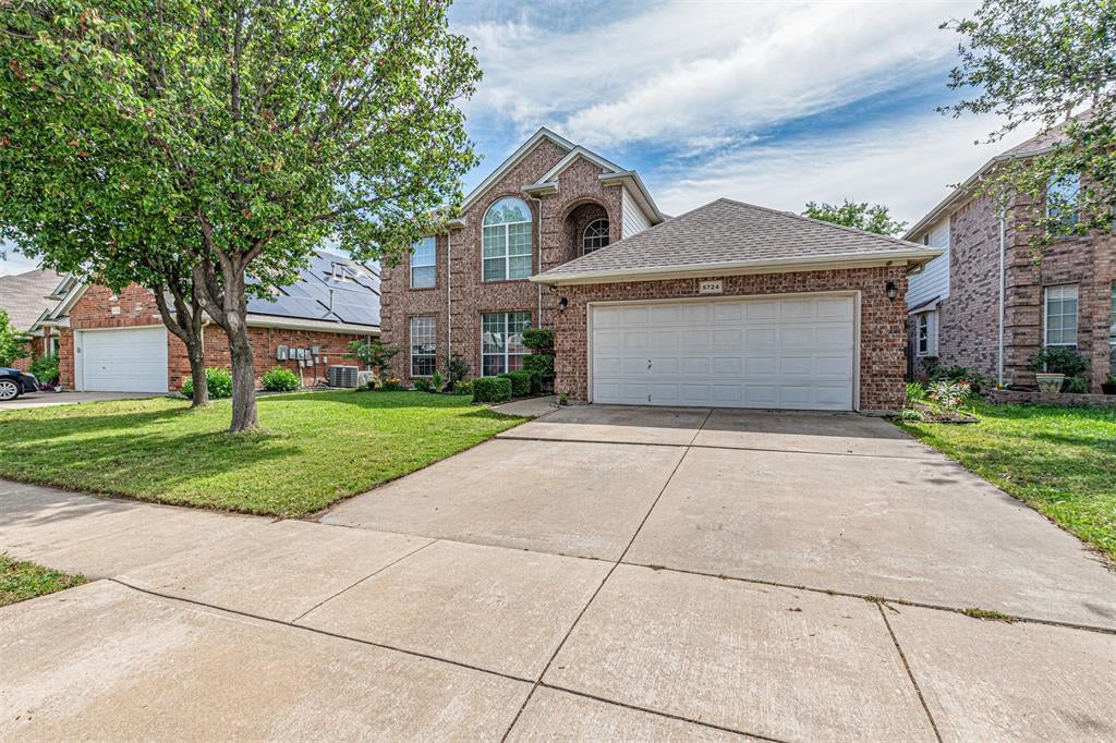 5724 Table Rock Dr, Fort Worth, TX 76131 photo