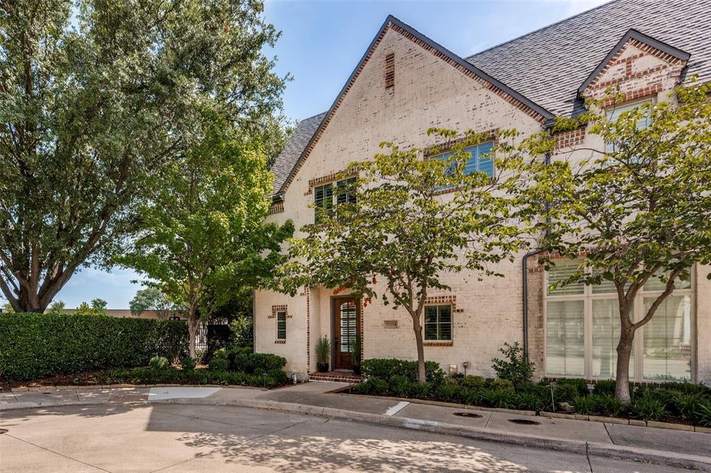 17254 Lechlade Ln, Dallas, TX 75252 photo