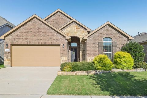 Single Family Residence in Argyle TX 8901 Thompson Road.jpg