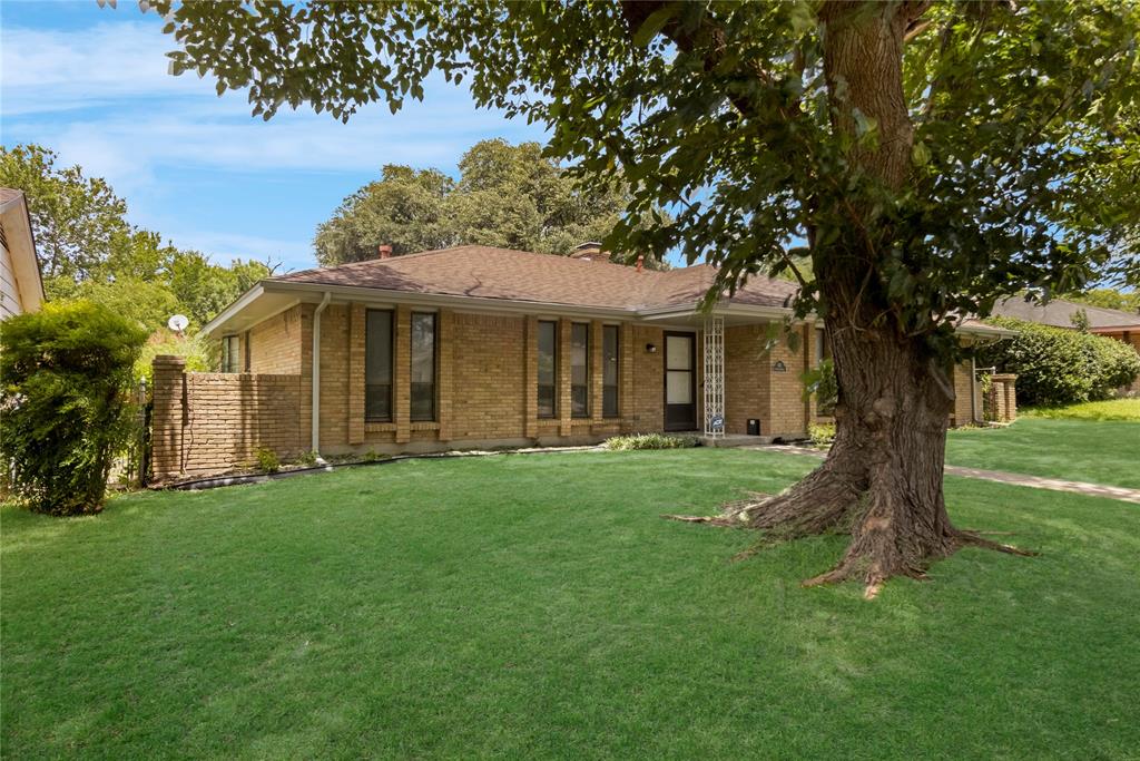 631 E Cherry St, Duncanville, TX 75116 photo