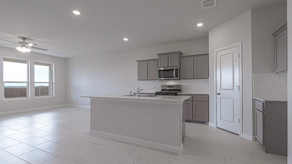 223 Greenhill Trl, Boyd, TX 76023 photo