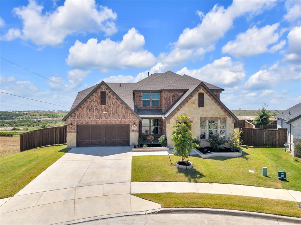 5884 Turner May Dr, Fort Worth, TX 76126