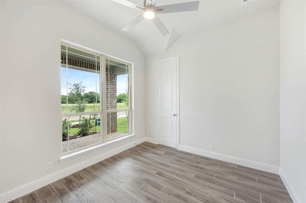 200 Rosewood Dr, Glenn Heights, TX 75154 photo