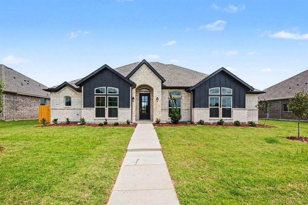 1913 Barrix Ln, Desoto, TX 75115 photo