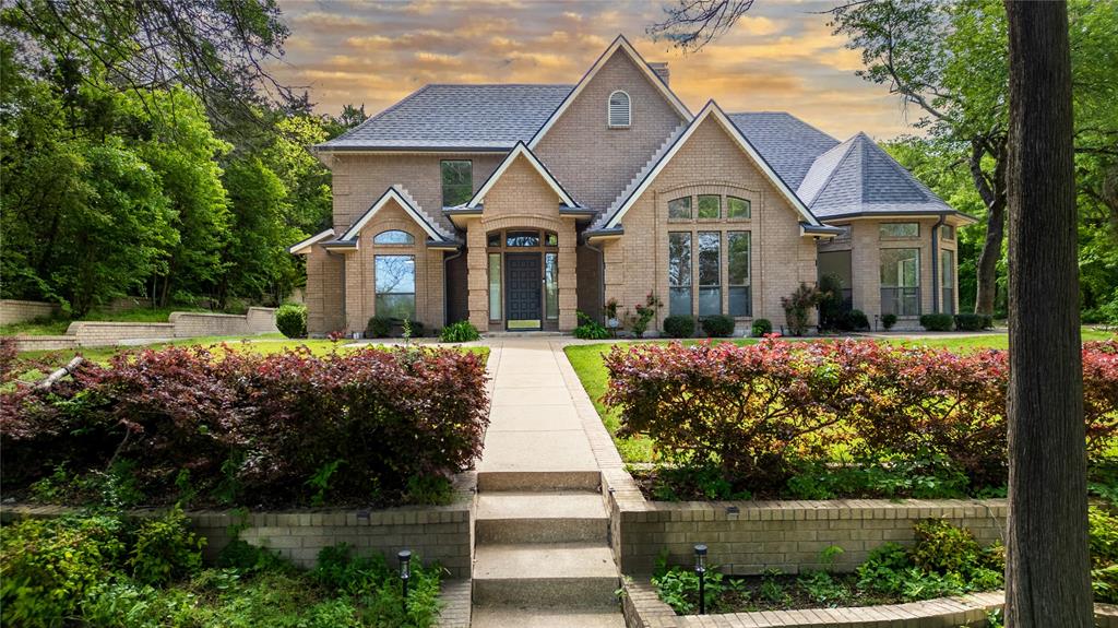 1254 Whispering Oaks Dr, Desoto, TX 75115 photo
