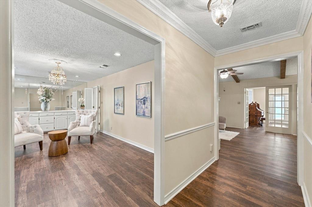 1805 Holm Oak St, Arlington, TX 76012 photo
