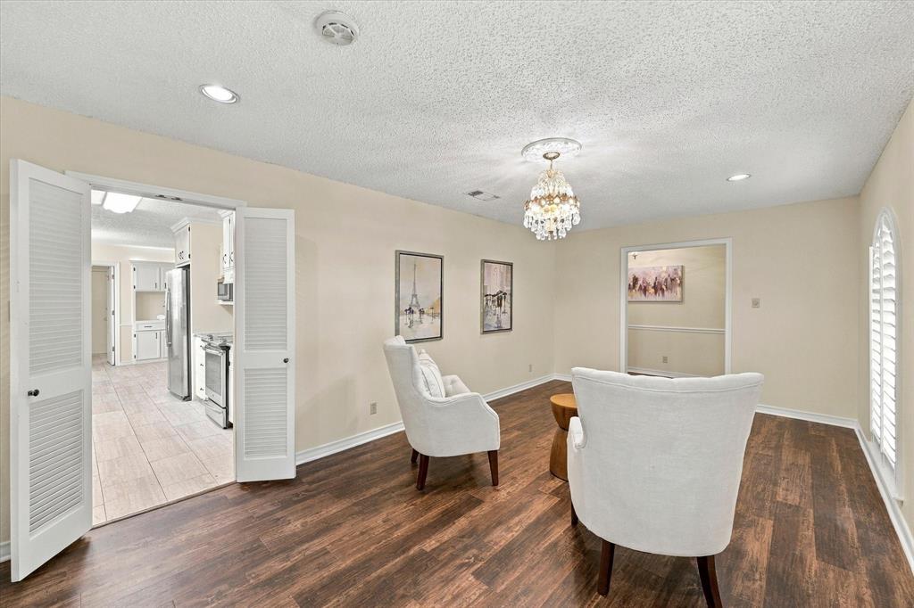 1805 Holm Oak St, Arlington, TX 76012 photo