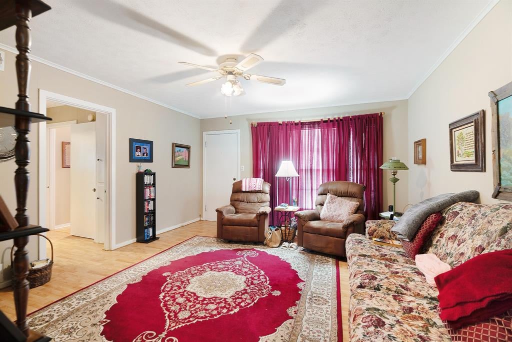 149 30 St, Paris, TX 75460 photo