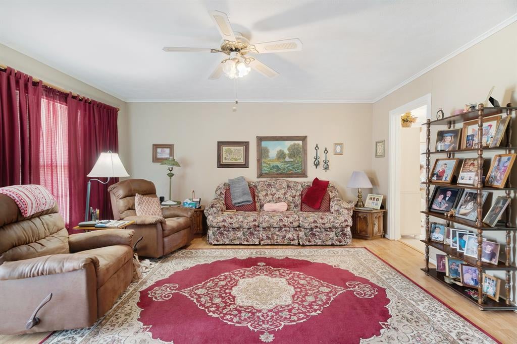 149 30 St, Paris, TX 75460 photo