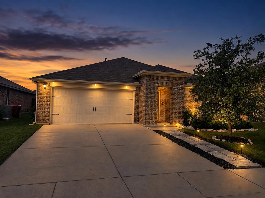 2957 Shoemaker Dr, Josephine, TX 75189