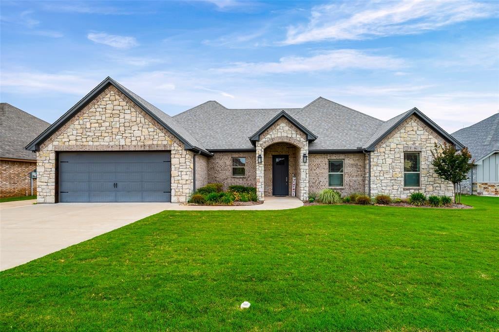 6620 Pinehurst Dr, Granbury, TX 76049