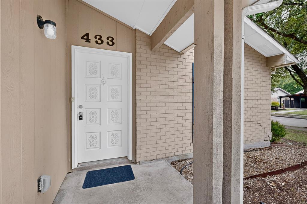 433 Solitude Dr, Garland, TX 75043 photo