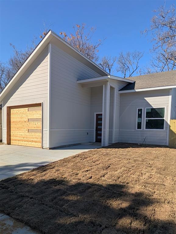 2631 Burger Ave, Dallas, TX 75215