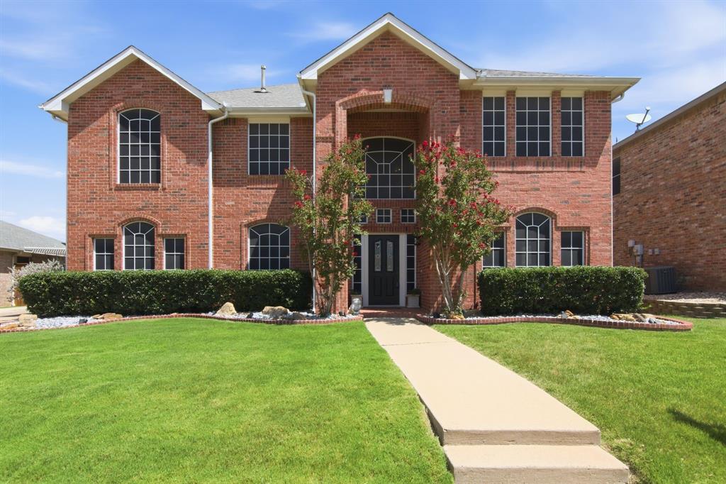 5225 Merced Dr, Fort Worth, TX 76137