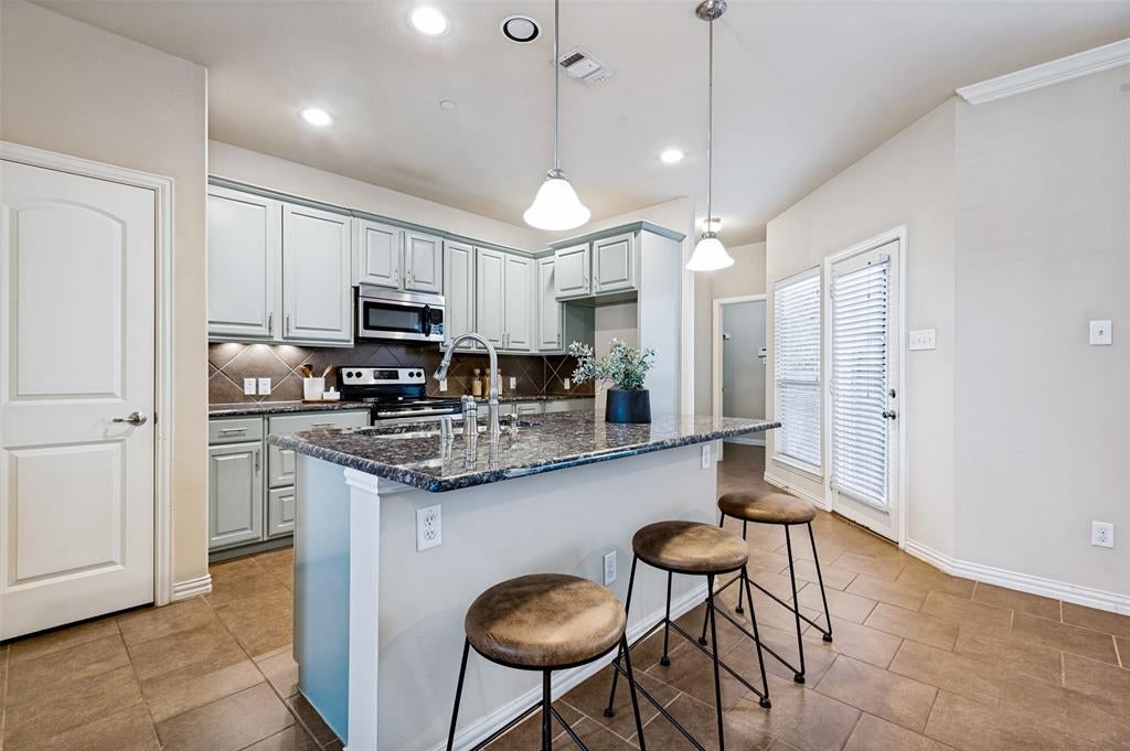 4916 Empire Way, Irving, TX 75038 photo
