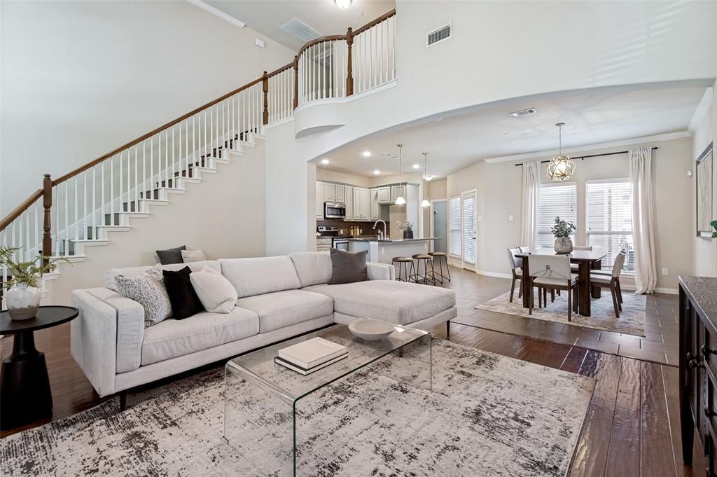 4916 Empire Way, Irving, TX 75038