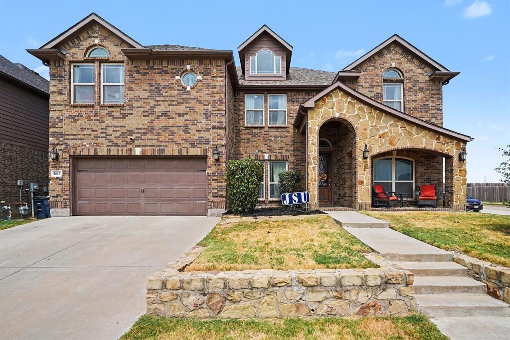 1613 Fiddleneck St, Fort Worth, TX 76177