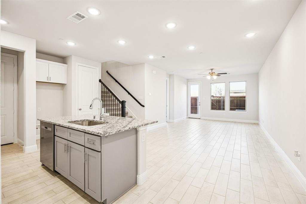 912 Heart Reef Rd, Plano, TX 75075 photo
